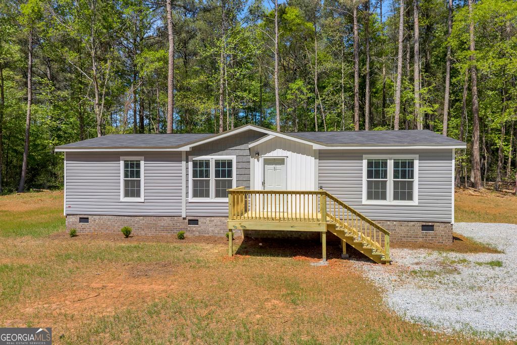 138 Shiloh Church Road, Dewy Rose, GA 30634