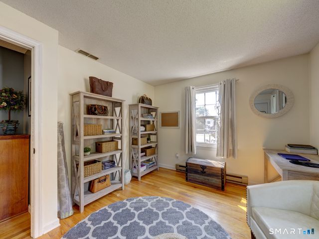 40 Sand Hill Road, Bristol, CT 06010