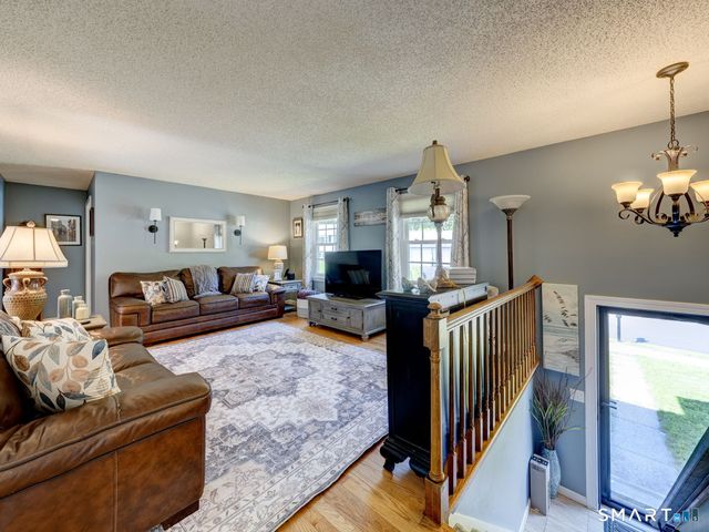 40 Sand Hill Road, Bristol, CT 06010