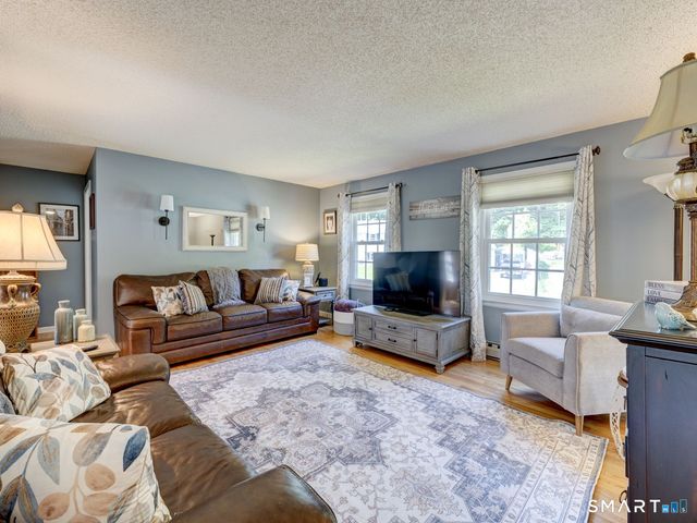 40 Sand Hill Road, Bristol, CT 06010