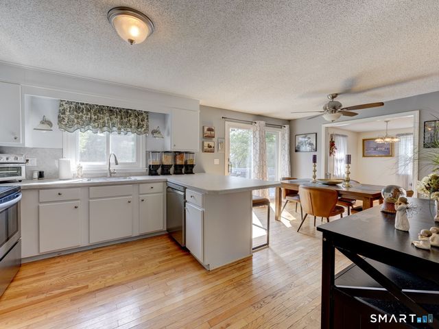 40 Sand Hill Road, Bristol, CT 06010