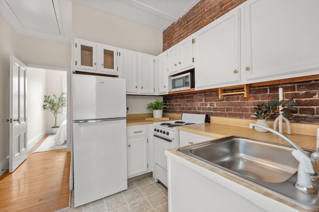 167 Beacon St 12, Boston, MA 02116