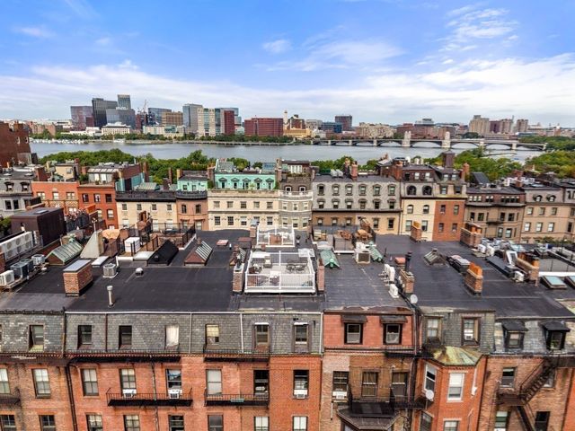 167 Beacon St 12, Boston, MA 02116