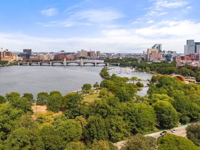 167 Beacon St 12, Boston, MA 02116