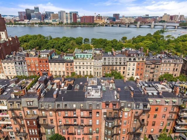 167 Beacon St 12, Boston, MA 02116
