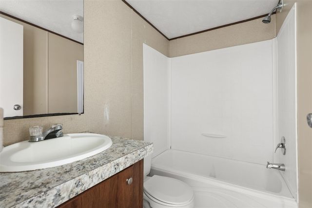 4005 Colorado Avenue, Dickinson, TX 77539