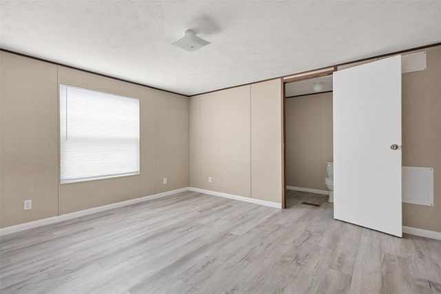 4005 Colorado Avenue, Dickinson, TX 77539