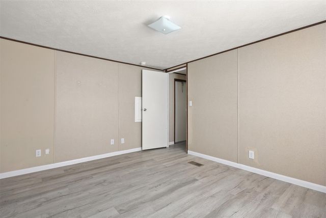 4005 Colorado Avenue, Dickinson, TX 77539