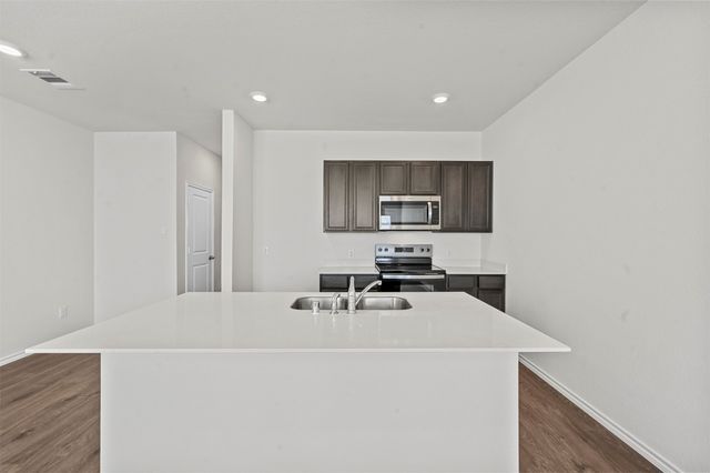 623 Linden Road, Princeton, TX 75407