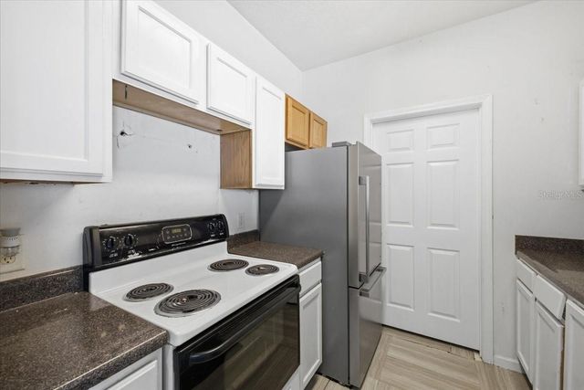 4802 51ST STREET W 903, Bradenton, FL 34210