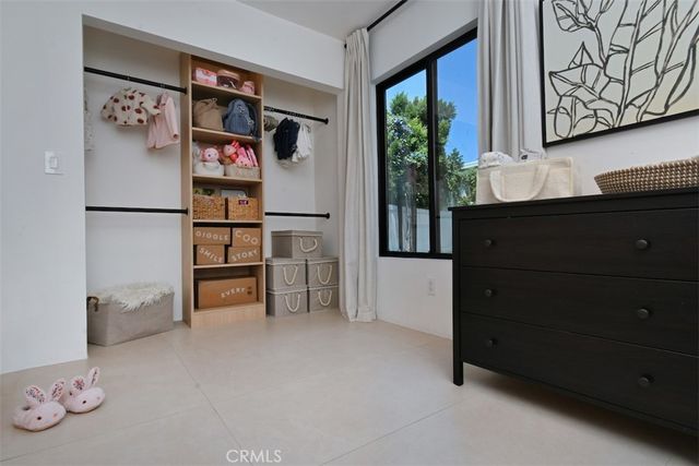 5531 Hermitage, Valley Village, CA 91607