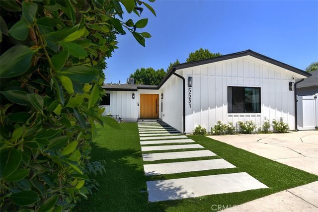 5531 Hermitage, Valley Village, CA 91607