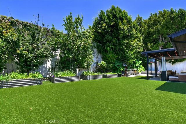 5531 Hermitage, Valley Village, CA 91607