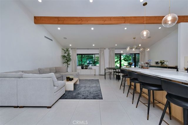 5531 Hermitage, Valley Village, CA 91607