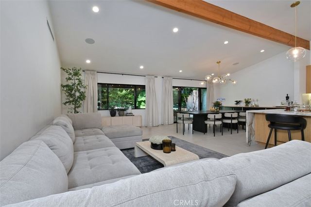 5531 Hermitage, Valley Village, CA 91607