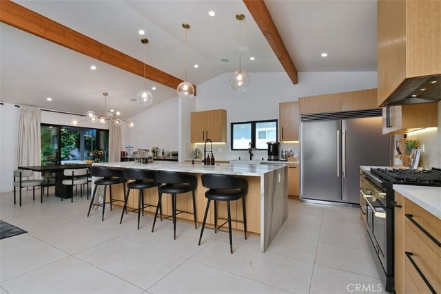 5531 Hermitage, Valley Village, CA 91607
