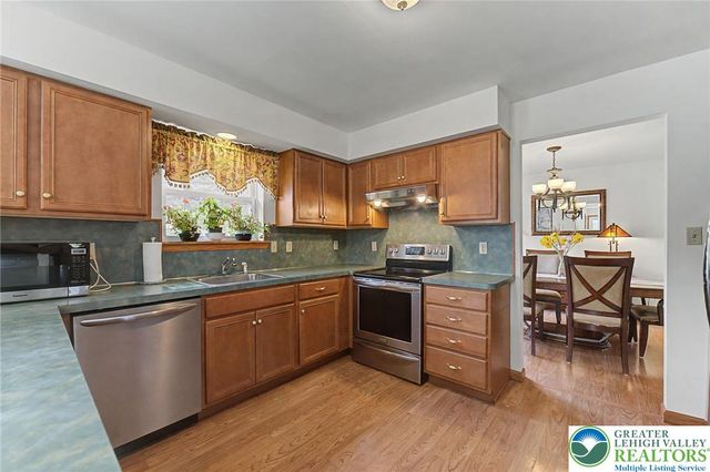 546 Patten Circle, Penn Forest Twp, PA 18210