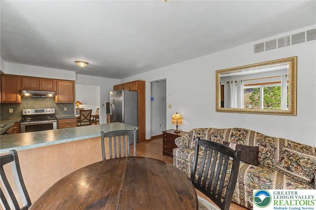 546 Patten Circle, Penn Forest Twp, PA 18210