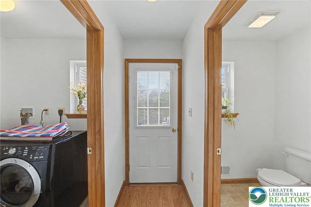 546 Patten Circle, Penn Forest Twp, PA 18210