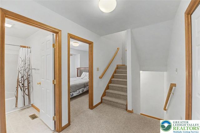 546 Patten Circle, Penn Forest Twp, PA 18210