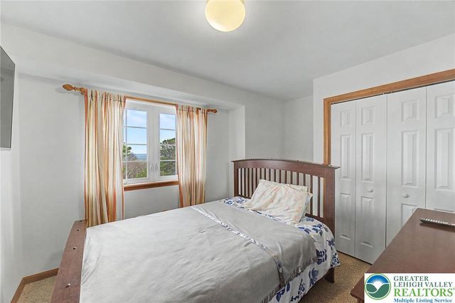 546 Patten Circle, Penn Forest Twp, PA 18210