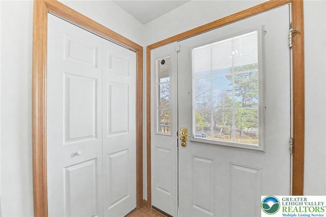 546 Patten Circle, Penn Forest Twp, PA 18210