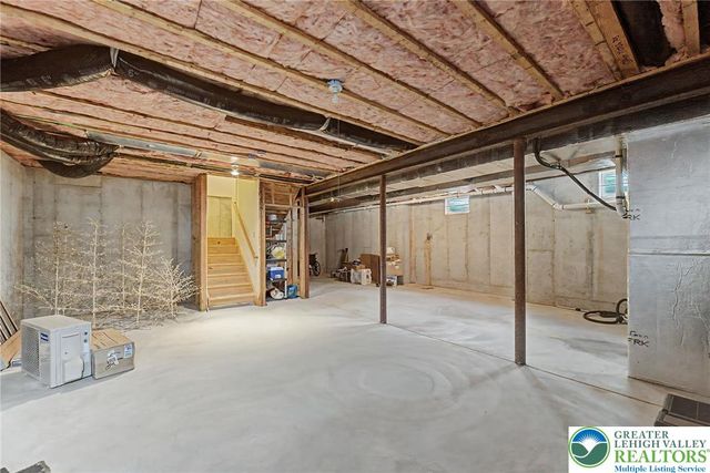 546 Patten Circle, Penn Forest Twp, PA 18210