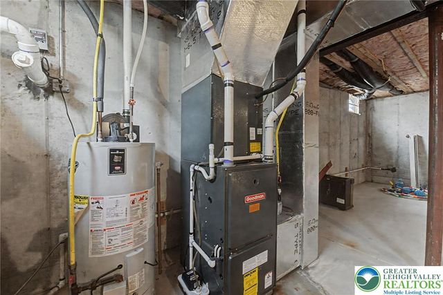 546 Patten Circle, Penn Forest Twp, PA 18210