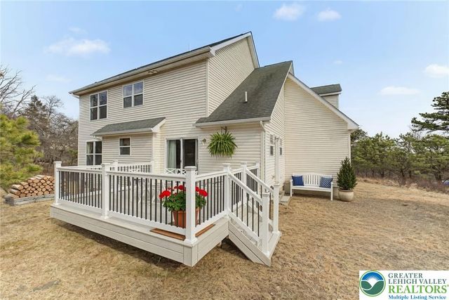 546 Patten Circle, Penn Forest Twp, PA 18210