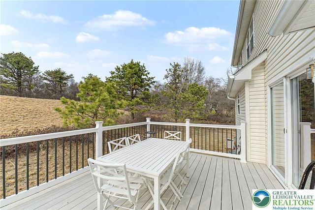 546 Patten Circle, Penn Forest Twp, PA 18210