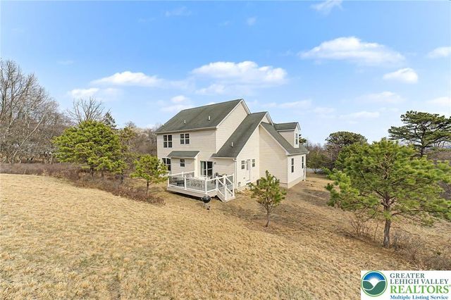 546 Patten Circle, Penn Forest Twp, PA 18210