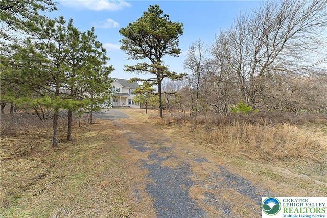 546 Patten Circle, Penn Forest Twp, PA 18210