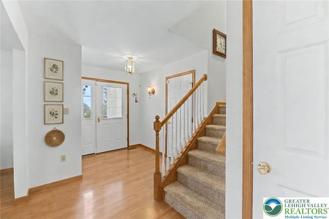 546 Patten Circle, Penn Forest Twp, PA 18210