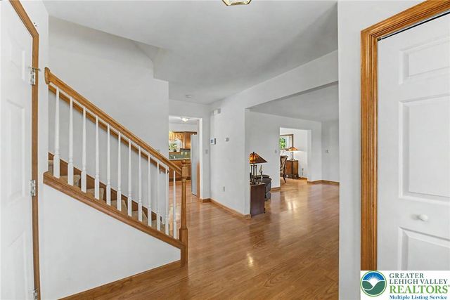 546 Patten Circle, Penn Forest Twp, PA 18210