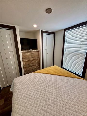 620 Sand Dollar Drive, Port Isabel, TX 78578