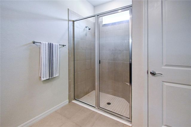 1052 MANZANAR PLACE, Wesley Chapel, FL 33543