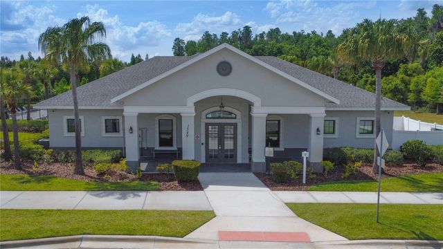 1052 MANZANAR PLACE, Wesley Chapel, FL 33543