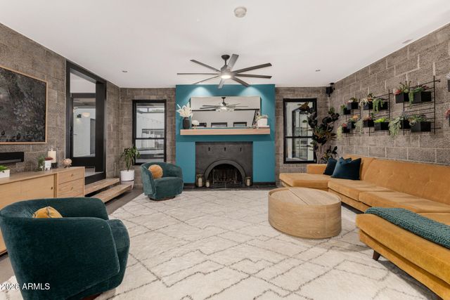 13613 E Shannon Street, Gilbert, AZ 85295