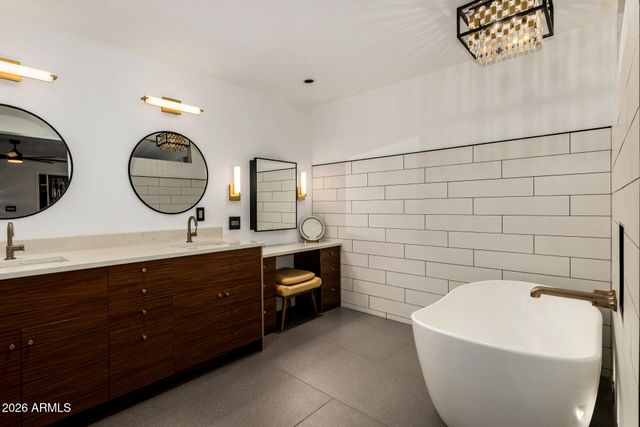 13613 E Shannon Street, Gilbert, AZ 85295