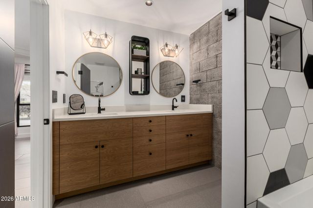 13613 E Shannon Street, Gilbert, AZ 85295