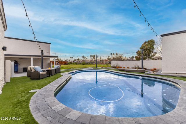 13613 E Shannon Street, Gilbert, AZ 85295