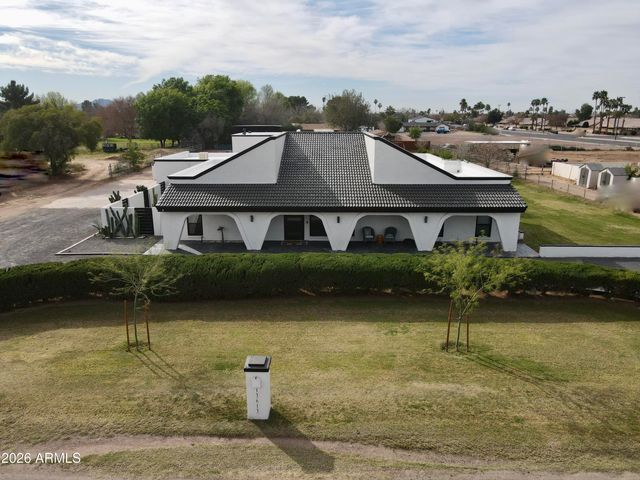 13613 E Shannon Street, Gilbert, AZ 85295