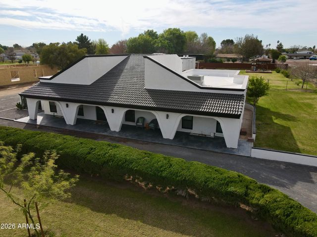 13613 E Shannon Street, Gilbert, AZ 85295