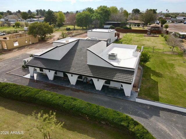 13613 E Shannon Street, Gilbert, AZ 85295