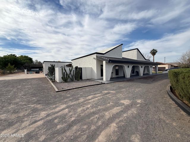 13613 E Shannon Street, Gilbert, AZ 85295