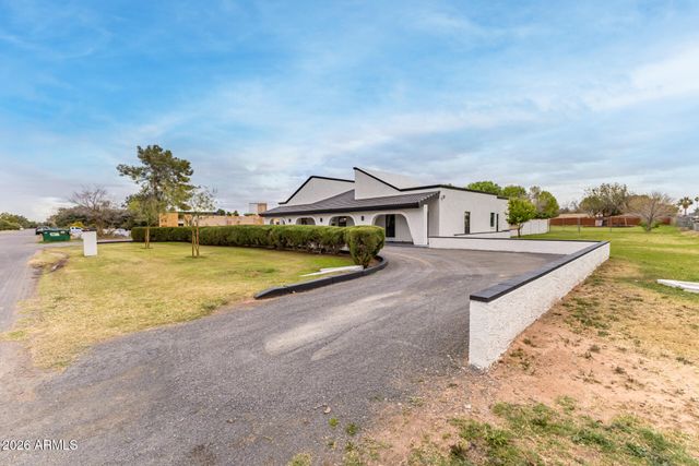 13613 E Shannon Street, Gilbert, AZ 85295