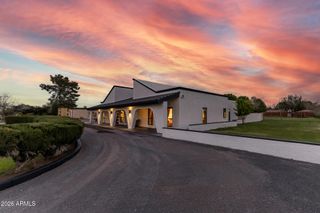 13613 E Shannon Street, Gilbert, AZ 85295