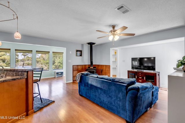 2529 Windward Drive, Gautier, MS 39553