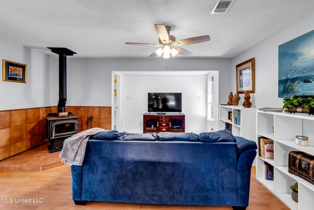 2529 Windward Drive, Gautier, MS 39553