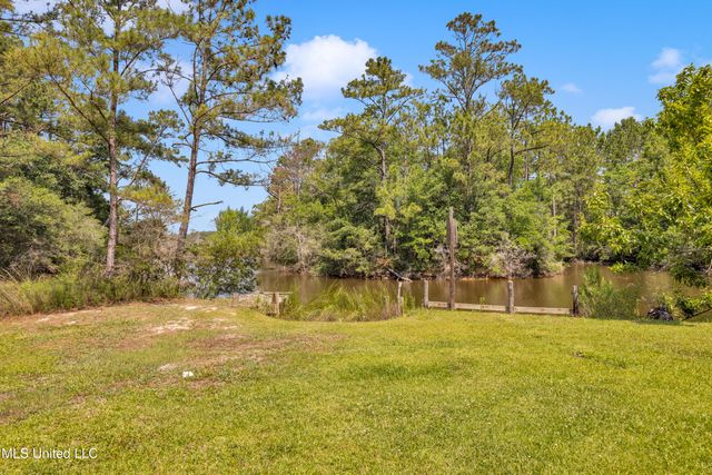 2529 Windward Drive, Gautier, MS 39553